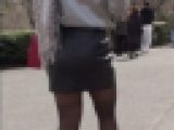 レザーミニスカート巨尻動画