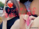 『もっと近くでオマンコ見てほしい///』と懇願する変態女のオナニーがエロすぎた件