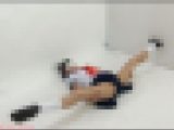 柔軟フェチ　セーラー服着て短パン、スパッツ、下着を着替えるf198