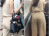 《◆最終値下げ◆》　【アッパレなお尻！極上お姉さんの巨尻のハンパない揺れ動き！！】