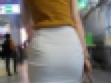 臀部で魅了するOL
