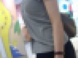 飛び跳ねる乳が印象的な美人OLなお姉さん