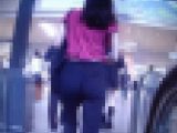 スタイル抜群のジョガパン清楚美女がお尻ムニュムニュしながら歩いてるよ