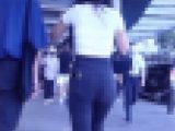 神スタイルの超絶セクシー美女が神クビレからの国宝級神尻を見せつけながら歩いてるよ