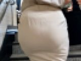 【好評再販SALE】デカ尻熟女の最高のムチムチエロ尻がエロい。むっちりしてパンティーラインに負けない肉尻が最高【145】