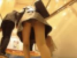 スカートひらり5人のパンチー
