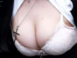 【乳輪チラリ♡】あなたの罪はこのおっぱいで挟んであげます♡爆乳スケベシスターレイヤーの祝福【おっぱい&#