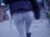超ハイスペック最上級ギャルが超密着型スキニーデニム履いて美巨尻めっちゃエロく強調して歩いてるよ