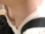胸チラ07●暑くてダウンを脱いだＪＤ