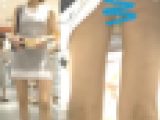 【盗撮！】生地が薄すぎてwwwTバックがバレバレなお姉さんを逆さ撮り！