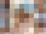 萌えかわな女の子店内、階段でのパンチラ動画